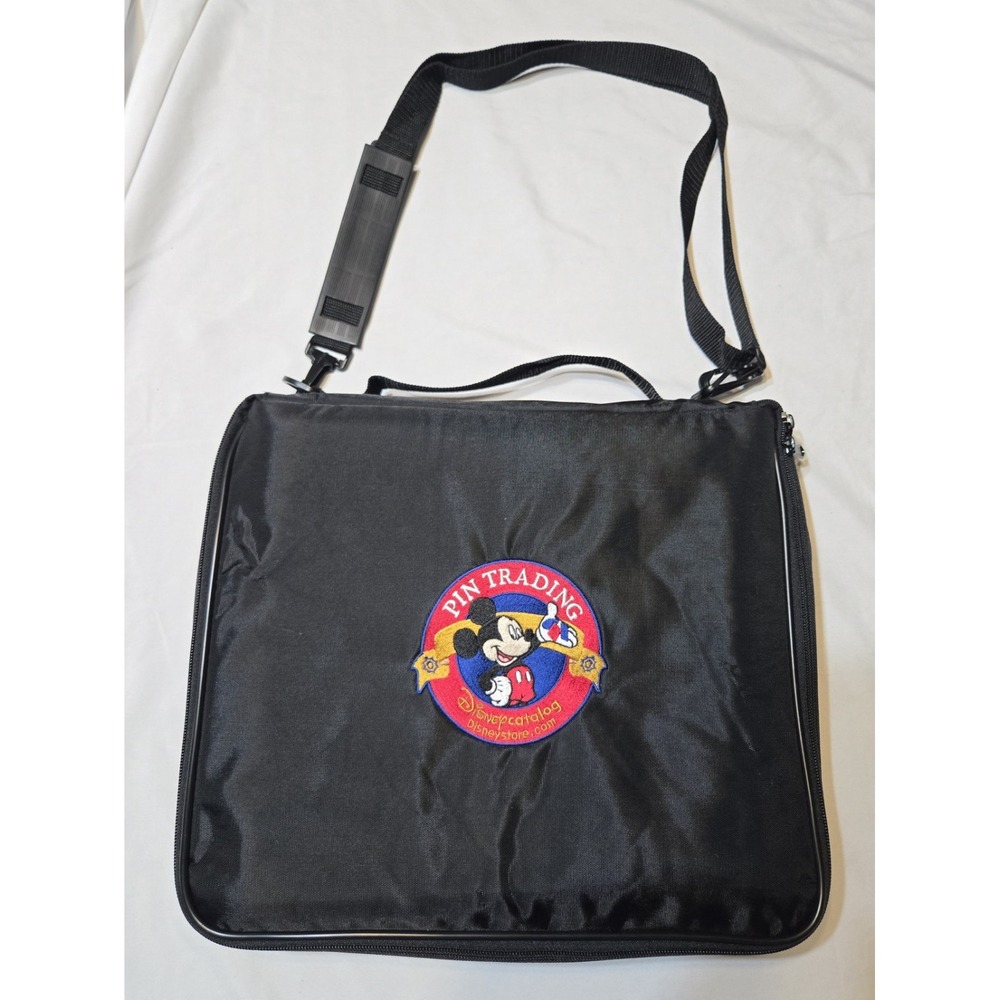 Disney Parks Disneyland Resort Pin Trading Collector Case Binder Mickey Mouse